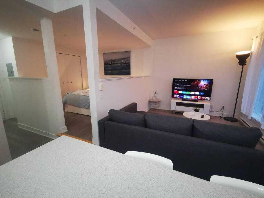 Lovely Studio In Longueuil, Near Downtown Montreal Exterior foto